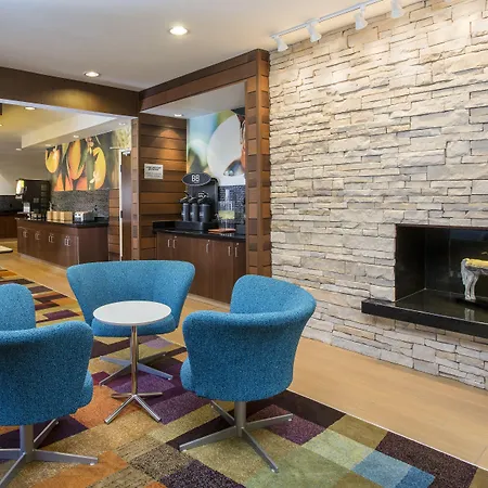 Fairfield Inn & Suites Peru
