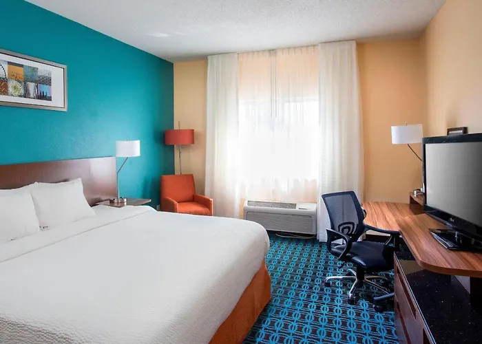 Hotel Fairfield & Peru