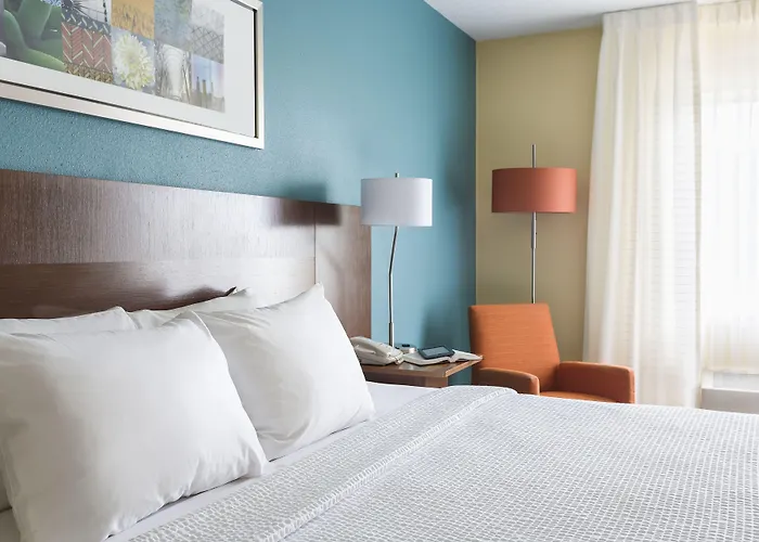 Hotel Fairfield & Peru